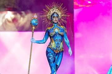 Tapicería Peñate, de Telde, se lleva el tercer premio del concurso de Maquillaje Corporal de 'Studio 54'/Lpcarnaval.